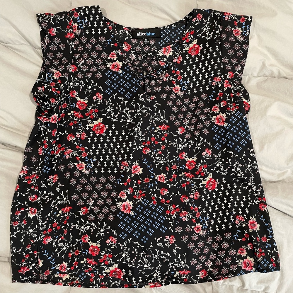 NWOT Aliceblue Delane Cross Front Shirt - Picture 2 of 6